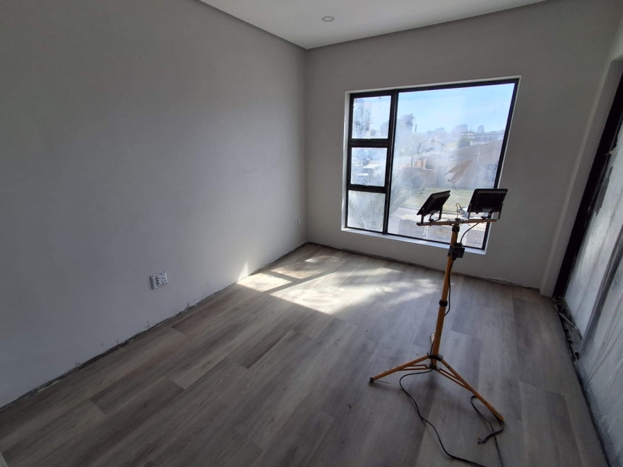 2 Bedroom Property for Sale in Beachfront Western Cape